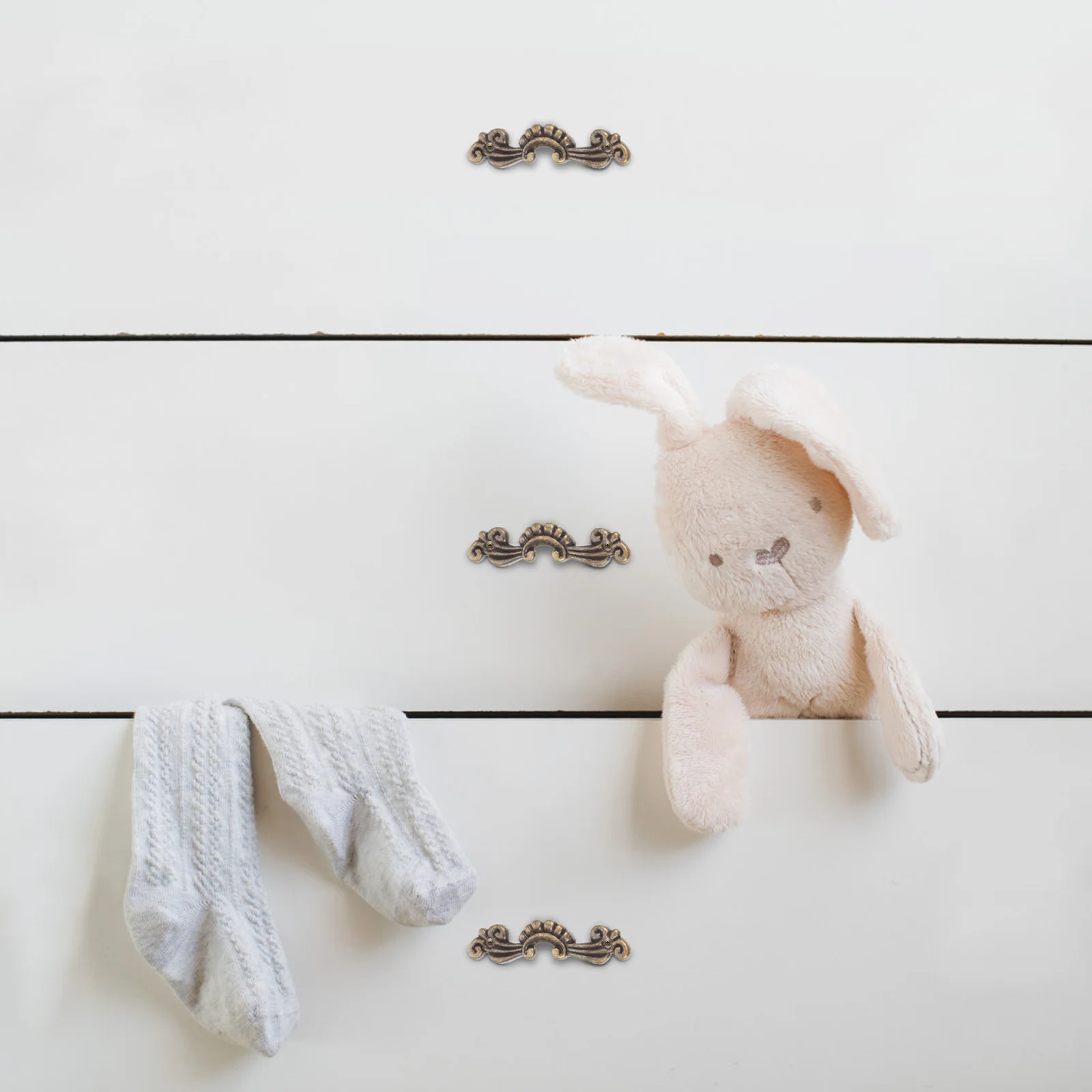 1Set Decorative Pull Handle Zinc Alloy Vintage Drawer Knockers for Shoe Cabinet Wooden Box Handles Wooden Box Handles
1Set Decorative Pull Handle Zinc Alloy Vintage Drawer Knockers for Shoe Cabinet Wooden Box Handles Wooden Box Handles