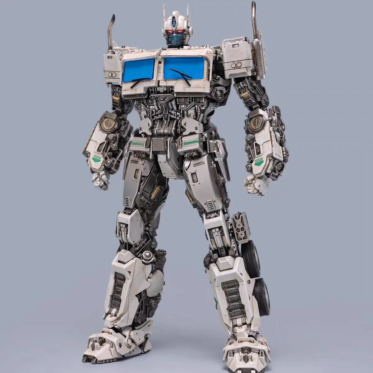 MM01W Qingtian OP pillar A white Tongtian m Xiao transformation toy model toy collection gifts optimus prime action figures
MM01W Qingtian OP pillar A white Tongtian m Xiao transformation toy model toy collection gifts optimus prime action figures