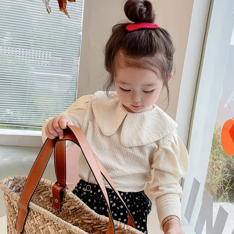 Girls' Hoodie with Doll Collar Bubble Shoulder, Fashionable Base Shirt, Top, 2025 Autumn and Winter Clothing New Style
Girls' Hoodie with Doll Collar Bubble Shoulder, Fashionable Base Shirt, Top, 2025 Autumn and Winter Clothing New Style