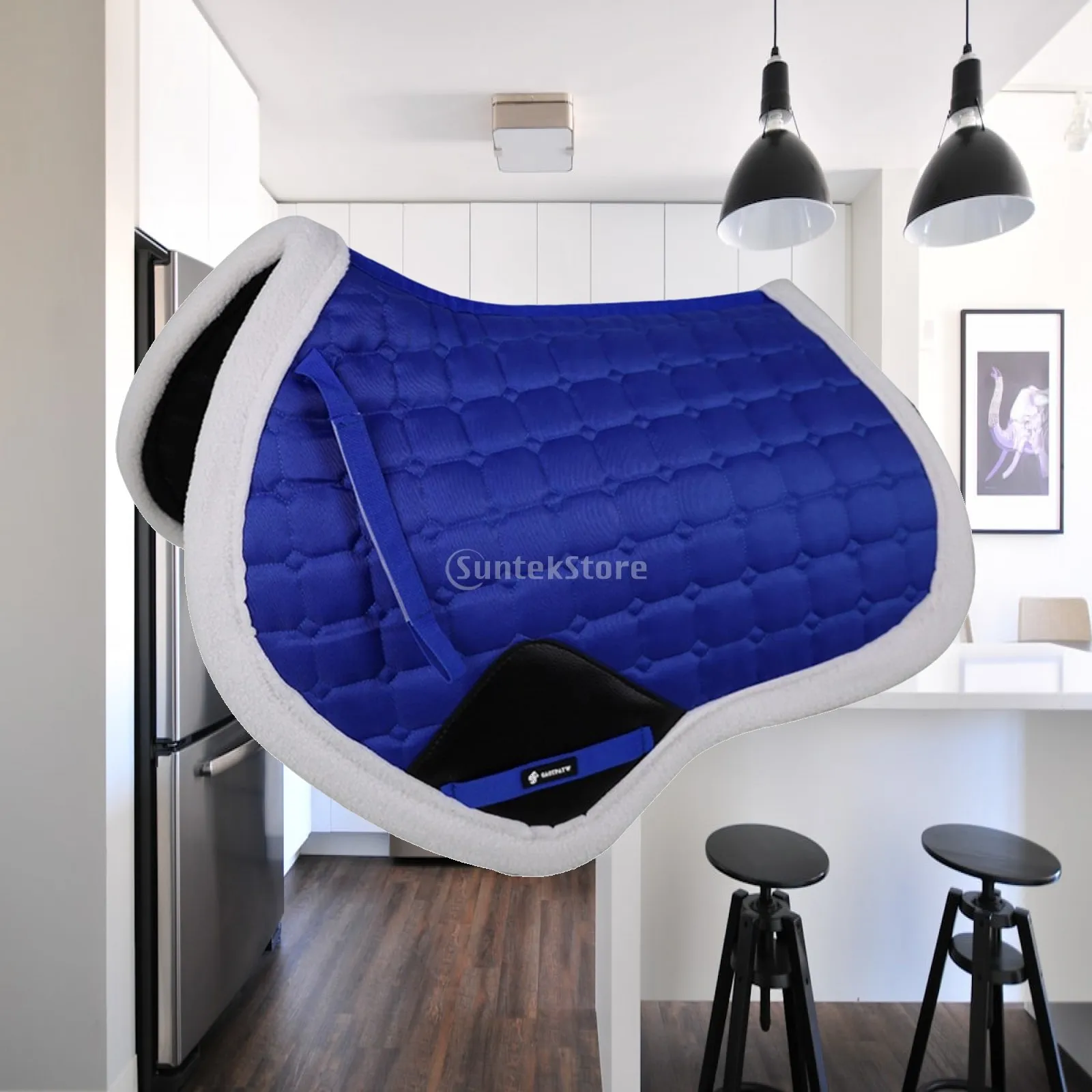 Horse Saddle Pad Canvas Non Slip Breathable Riding Pad Equestrian Gear Shock Absorbing Essential Equipment for Horse Sport
Horse Saddle Pad Canvas Non Slip Breathable Riding Pad Equestrian Gear Shock Absorbing Essential Equipment for Horse Sport