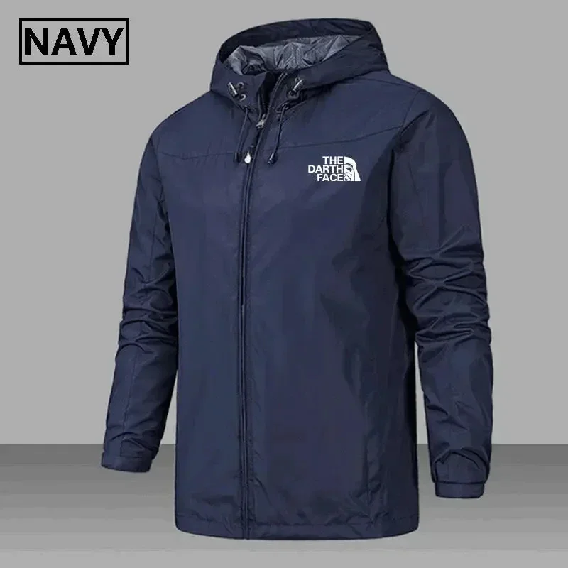 Новая мужская осенняя модная повседневная спортивная ветровка с капюшоном, ветрозащитная, водонепроницаемая и солнцезащитная куртка для активного отдыха и бега
Новая мужская осенняя модная повседневная спортивная ветровка с капюшоном, ветрозащитная, водонепроницаемая и солнцезащитная куртка для активного отдыха и бега