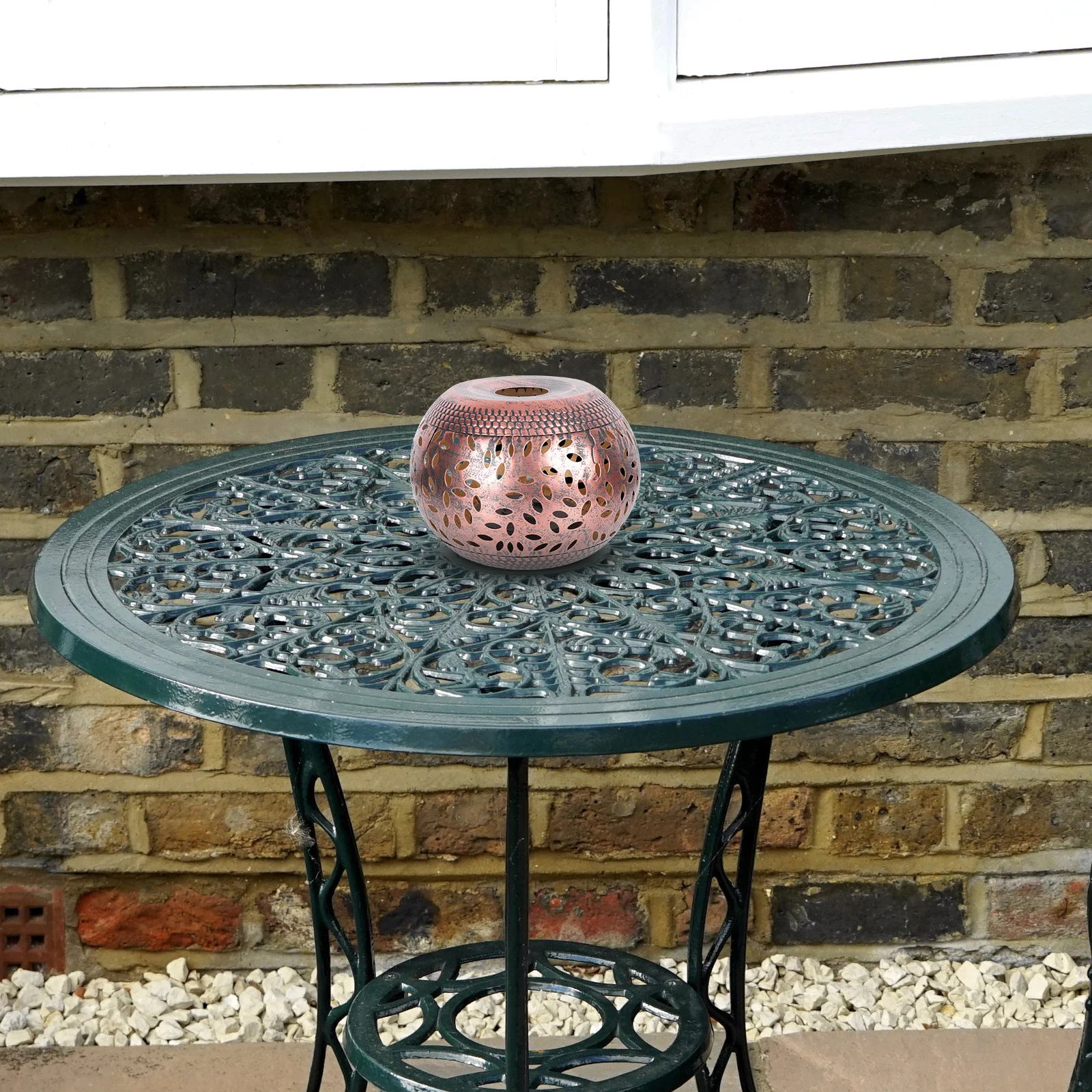 1Pcs Vintage Style Iron Art Lawn Light Garden Decoration Outdoor Hollowed-Out Decorative LED Lamp Garden Light
1Pcs Vintage Style Iron Art Lawn Light Garden Decoration Outdoor Hollowed-Out Decorative LED Lamp Garden Light