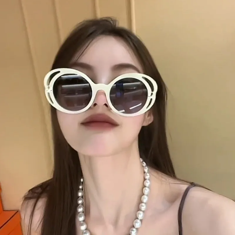 Butterfly frame cute cute girl carding photosunglasses ladies hip-hop sweet cool personality secondary UVprotection sunglasses
Butterfly frame cute cute girl carding photosunglasses ladies hip-hop sweet cool personality secondary UVprotection sunglasses