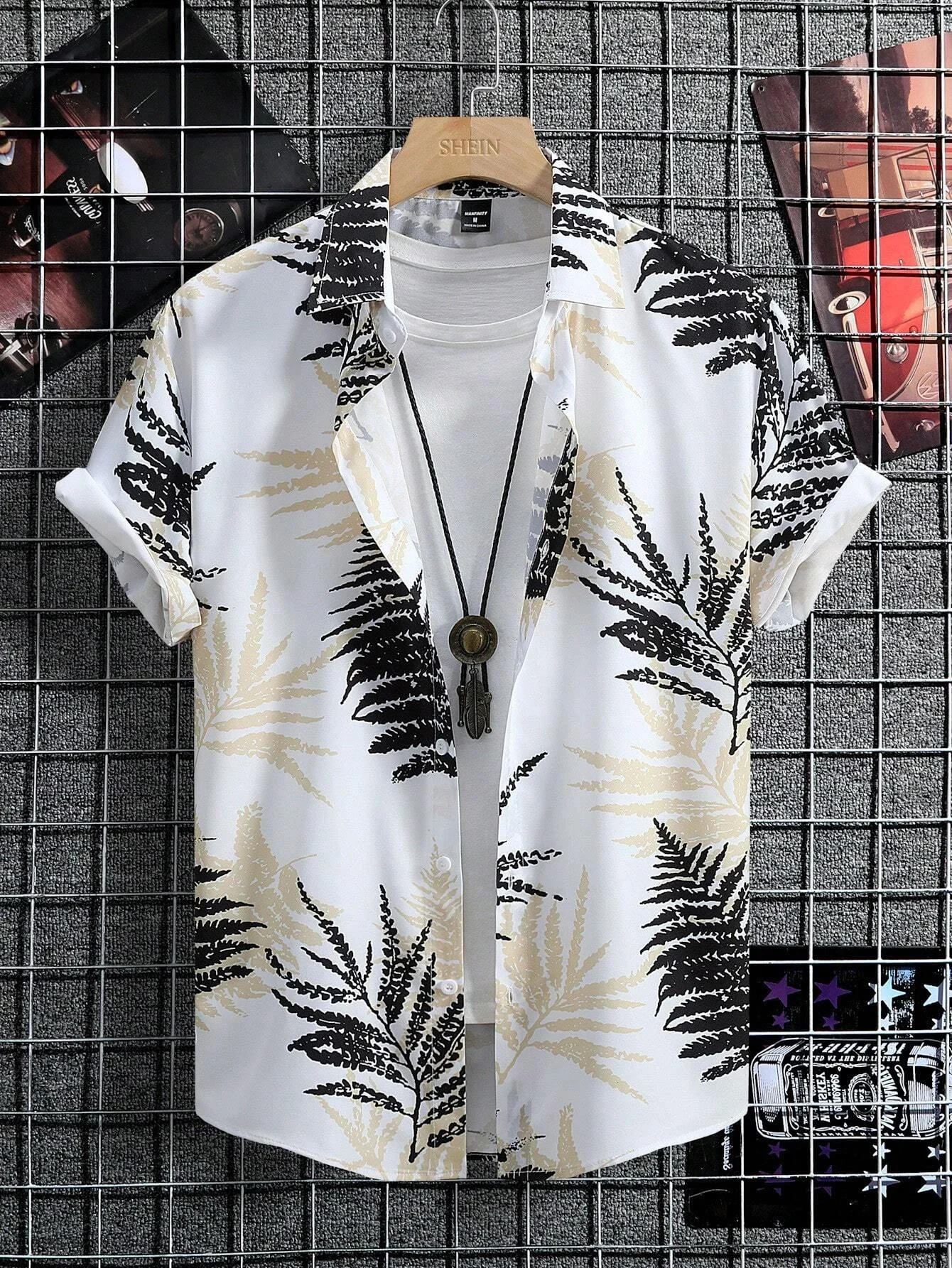 Men's Hawaiian Loose Palm Tree Floral Print Pattern Casual Short Sleeve Shirt Men's Button Up Top
Men's Hawaiian Loose Palm Tree Floral Print Pattern Casual Short Sleeve Shirt Men's Button Up Top