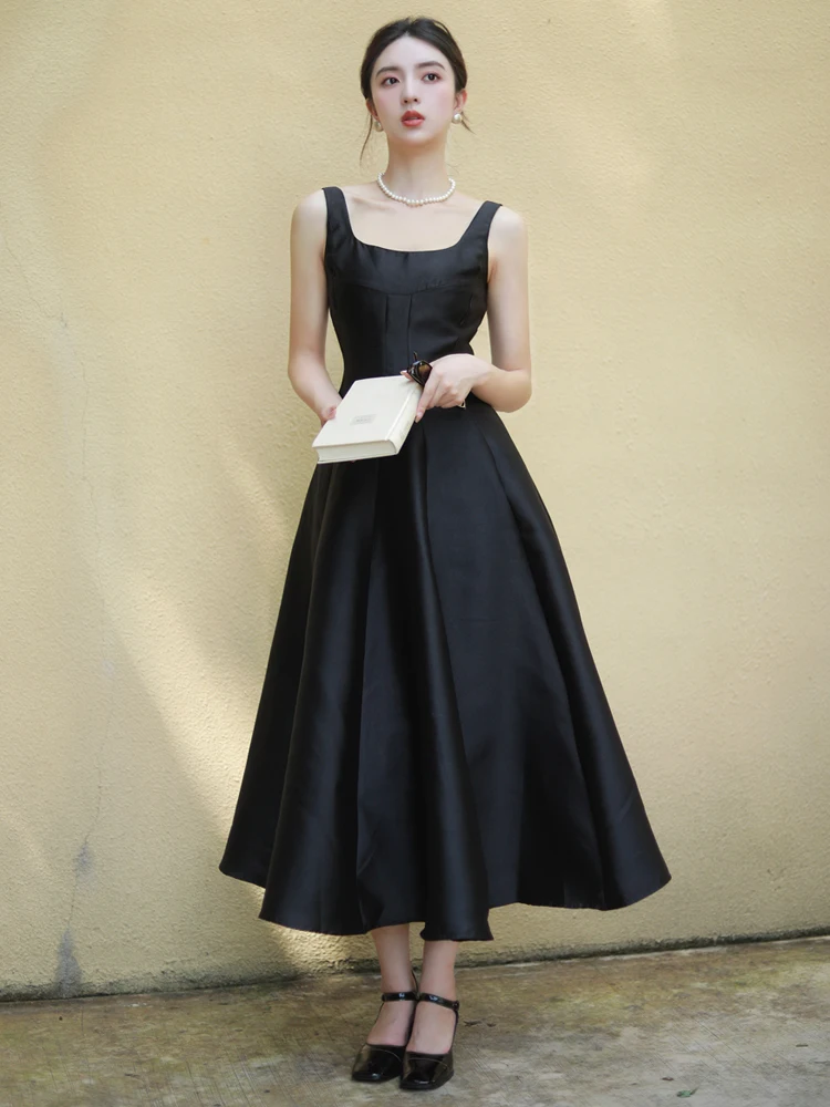 JUJU Hepburn Style Long Gown Waist-Cinching Satin Strap Dress High-End Black Acetate Satin Wrap Dress Commute High Waist A-Li...
JUJU Hepburn Style Long Gown Waist-Cinching Satin Strap Dress High-End Black Acetate Satin Wrap Dress Commute High Waist A-Li...