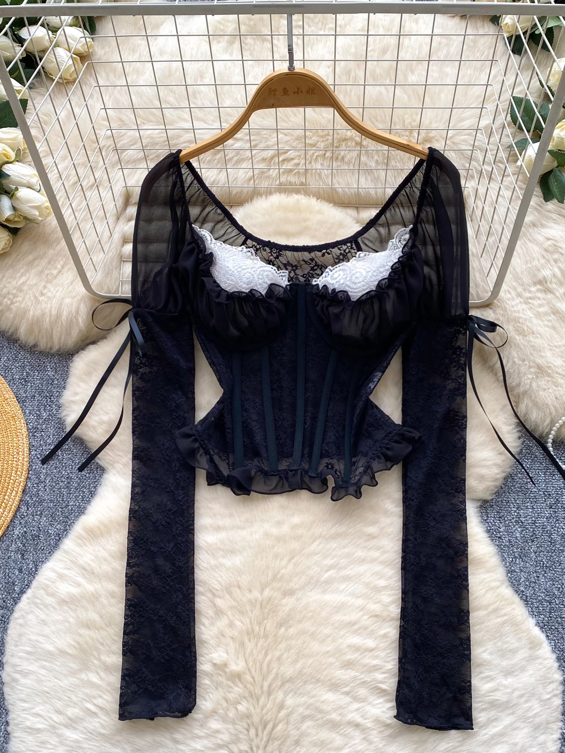 Romantic Style Lace Splice Long Sleeve One Shoulder Shirt Women's Summer Black Hollow Sexy See-through Top Korean Loose Fit
Romantic Style Lace Splice Long Sleeve One Shoulder Shirt Women's Summer Black Hollow Sexy See-through Top Korean Loose Fit