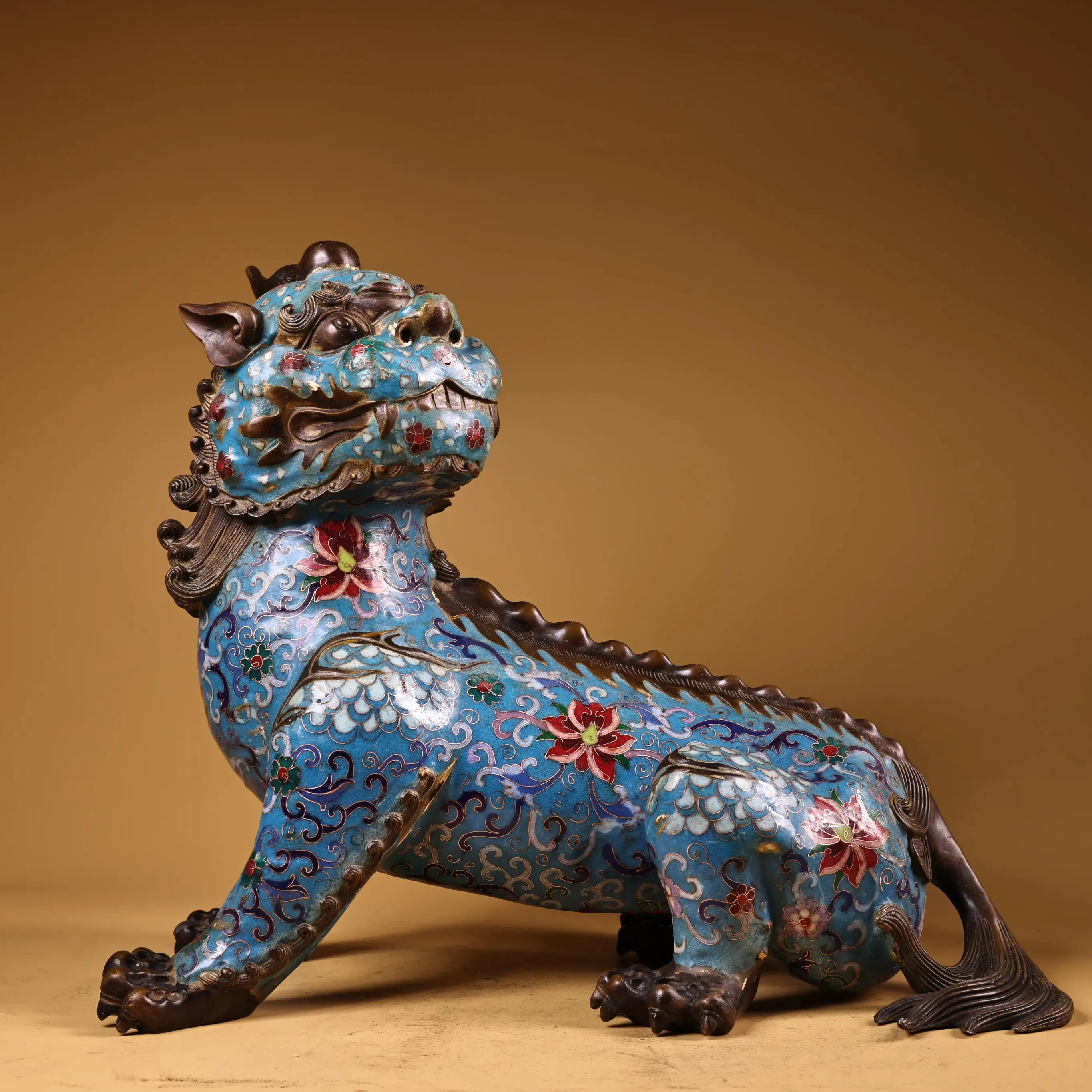 15"Old Nepalese temples Old Bronze Cloisonne Enamel Unicorn Divine Beast Statue Amass wealth Ornaments Town house Exorcism
15"Old Nepalese temples Old Bronze Cloisonne Enamel Unicorn Divine Beast Statue Amass wealth Ornaments Town house Exorcism