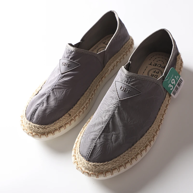 Ice Silk Flat Bottom Single Shoes Slip-On Casual Breathable Shoe Uppers round Toe Sporty Style Summer Collection Men's Footwear
Ice Silk Flat Bottom Single Shoes Slip-On Casual Breathable Shoe Uppers round Toe Sporty Style Summer Collection Men's Footwear