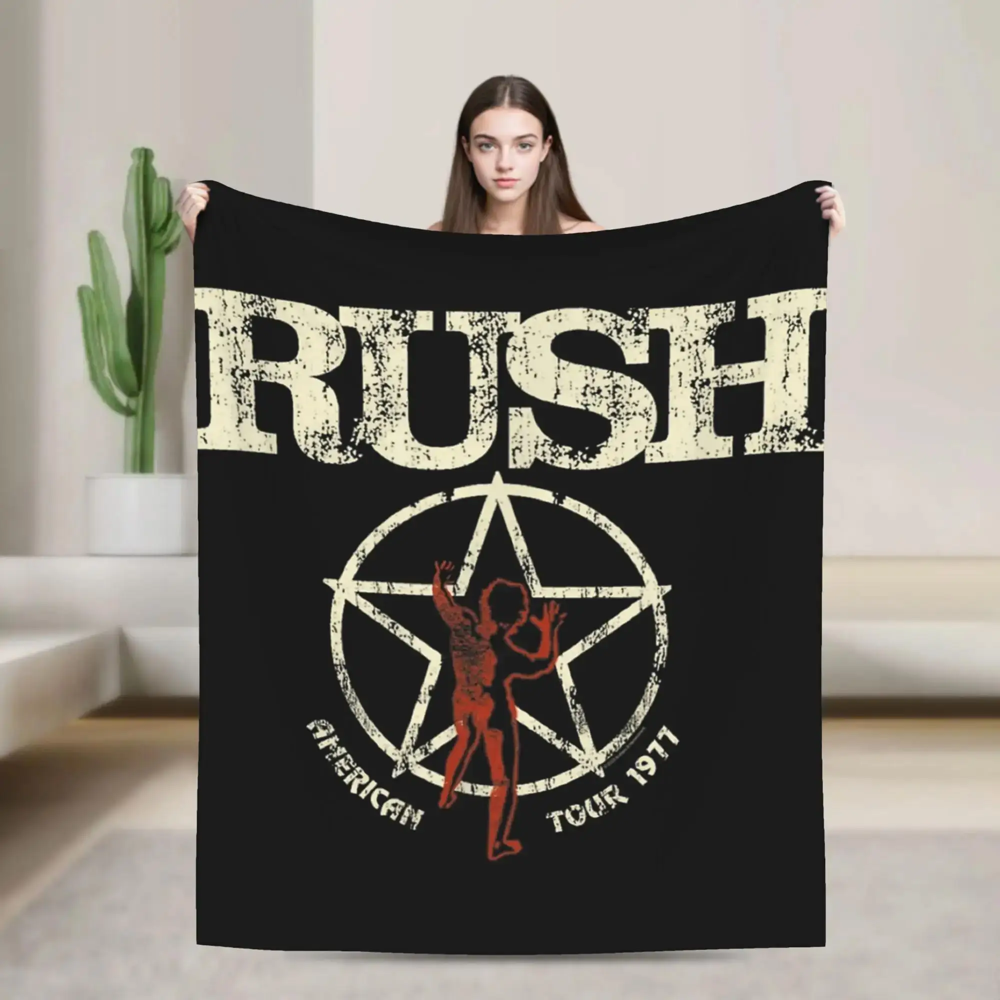 Плюшевый фланелевый плед с логотипом группы Rush, мягкий и теплый, на заказ, для студентов, для использования на улице, подарок на день рождения
Плюшевый фланелевый плед с логотипом группы Rush, мягкий и теплый, на заказ, для студентов, для использования на улице, подарок на день рождения