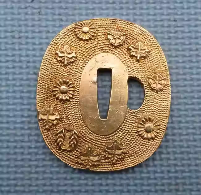 Vintage Katana Sword Accessories 7cm Brass Copper Sun Flower Tsuba for Japanese Samurai Katana Sword
Vintage Katana Sword Accessories 7cm Brass Copper Sun Flower Tsuba for Japanese Samurai Katana Sword