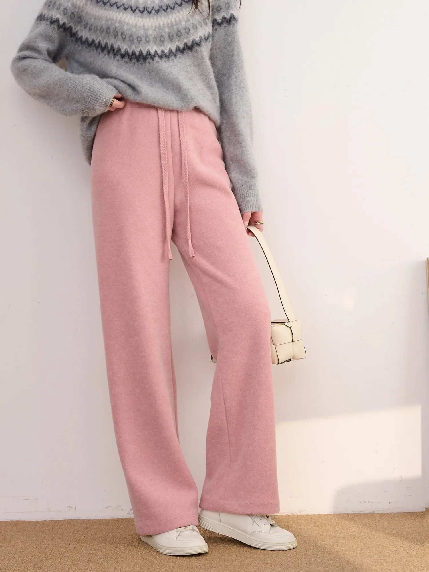 Женские повседневные брюки JPOO из плотного мягкого махрового материала с широкими штанинами, прямым кроем и эластичным поясом, утепленные, для дома
Женские повседневные брюки JPOO из плотного мягкого махрового материала с широкими штанинами, прямым кроем и эластичным поясом, утепленные, для дома