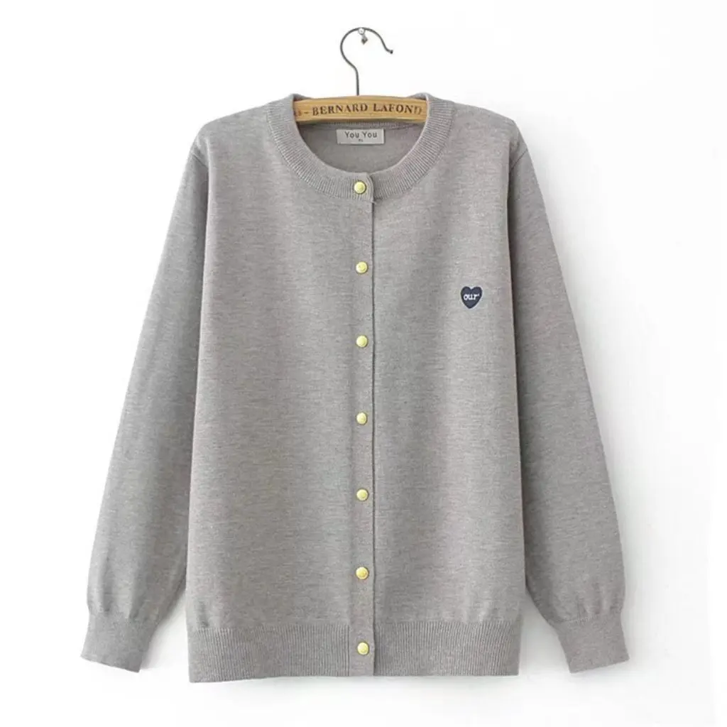 Женский вязаный кардиган больших размеров на раннюю весну с вышивкой, модная универсальная повседневная верхняя одежда весом 100 кг
Женский вязаный кардиган больших размеров на раннюю весну с вышивкой, модная универсальная повседневная верхняя одежда весом 100 кг