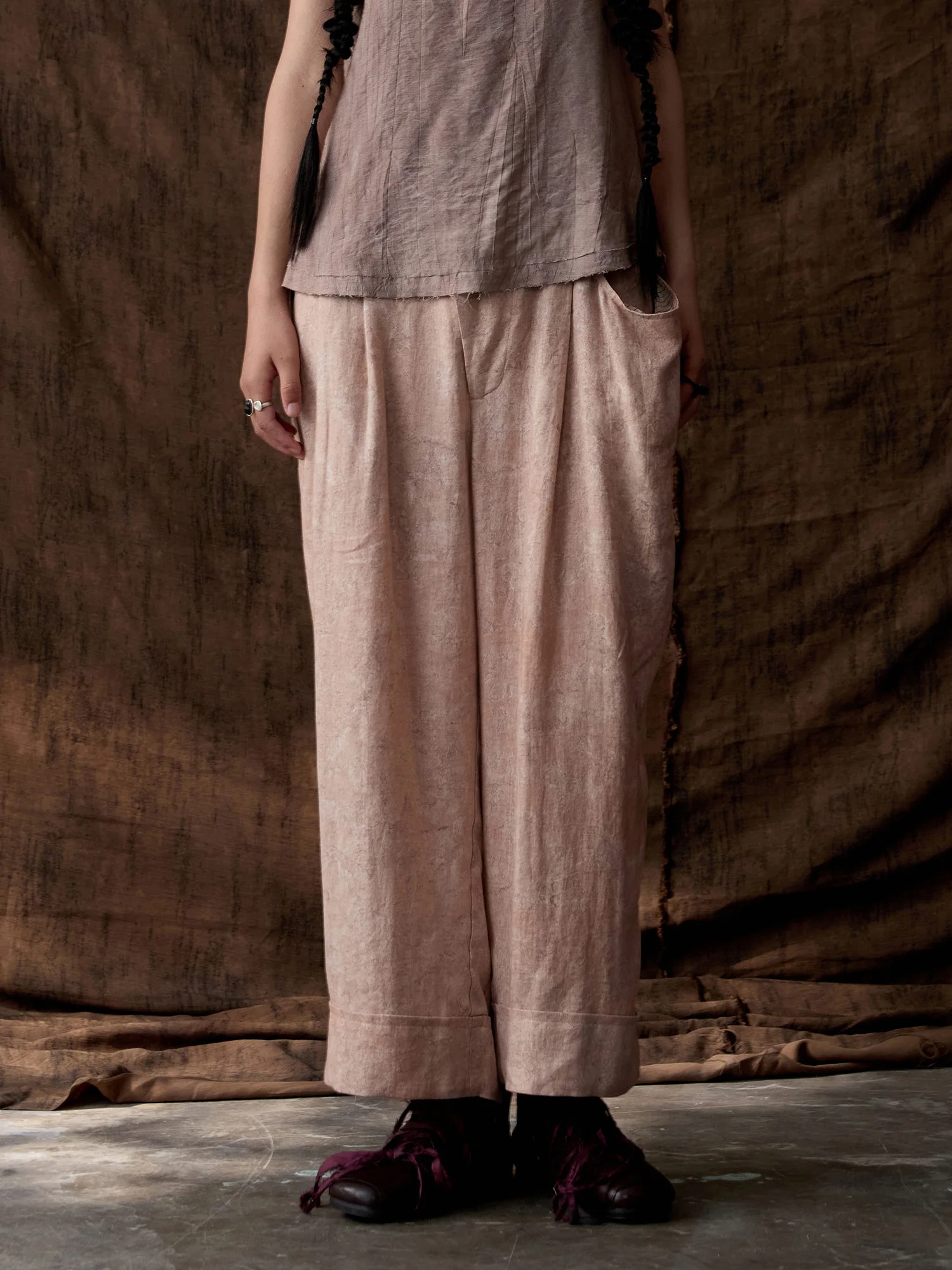 Брюки InchLim Extraordinary: Свободные прямые повседневные брюки с асимметричной молнией, льняные, с низкой талией
Брюки InchLim Extraordinary: Свободные прямые повседневные брюки с асимметричной молнией, льняные, с низкой талией