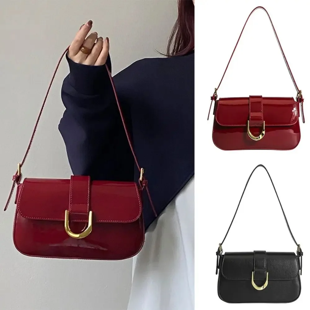 New PU Leather Horseshoe Buckle Casual Crossbody Bag Dirty Shoulder Bag with Zipper Closure Women's Clutch
New PU Leather Horseshoe Buckle Casual Crossbody Bag Dirty Shoulder Bag with Zipper Closure Women's Clutch