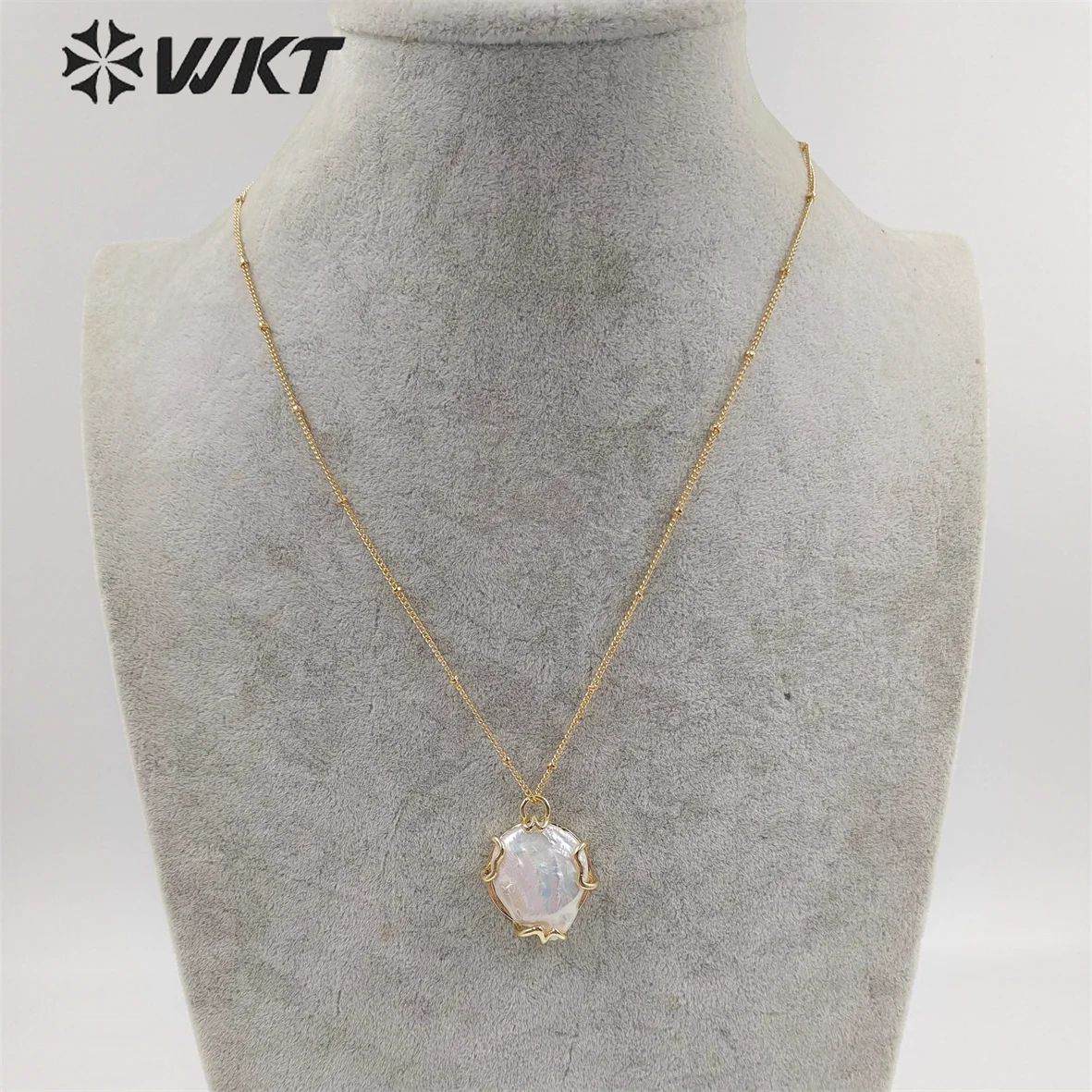 WT-JN233 Wholesale Newest Fashion Round Claw Setting Freshwater Pearl Necklace Gorgeous Coine ACC
WT-JN233 Wholesale Newest Fashion Round Claw Setting Freshwater Pearl Necklace Gorgeous Coine ACC