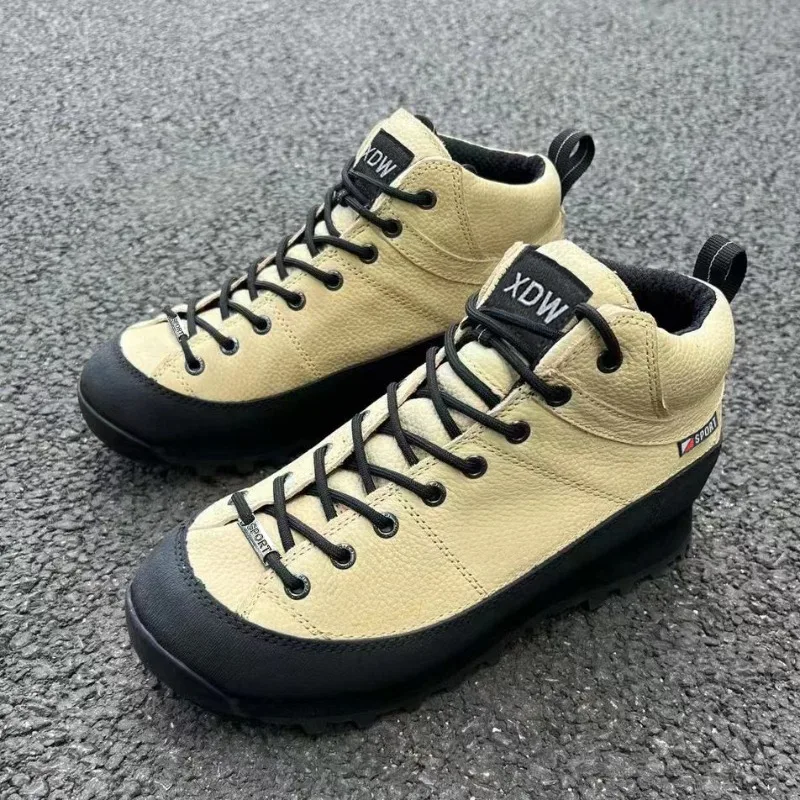New Trend Men's Hiking Shoes, High-quality Outdoor Walking Solid Color Fashion Versatile Shoes Comfortable Low Cut Fishing Shoes
New Trend Men's Hiking Shoes, High-quality Outdoor Walking Solid Color Fashion Versatile Shoes Comfortable Low Cut Fishing Shoes