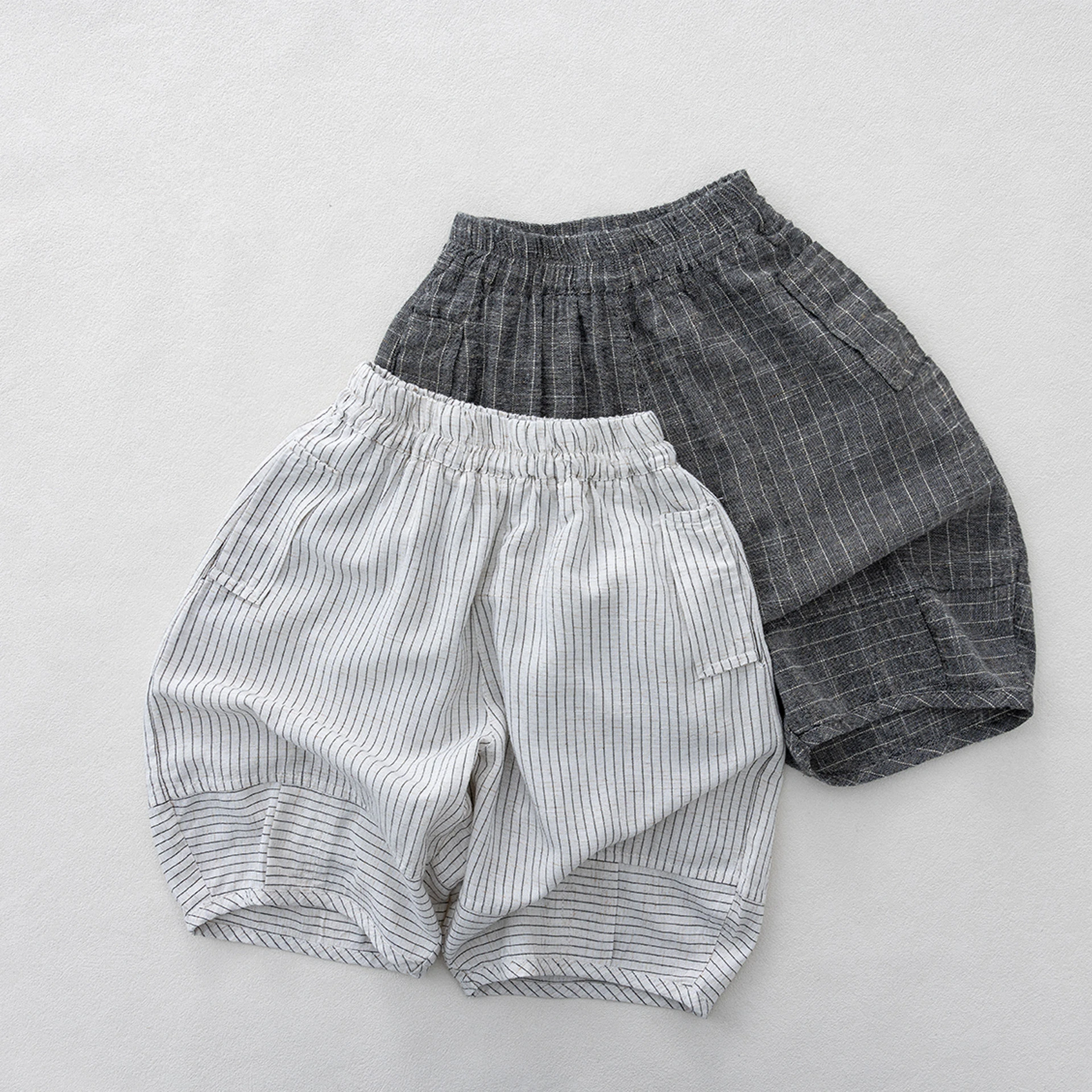 2026 Summer New Boys Girls Thin Cotton Capri Pants Children Loose Trousers Baby Breathable Casual Pants Fashion Kids Clothes
2026 Summer New Boys Girls Thin Cotton Capri Pants Children Loose Trousers Baby Breathable Casual Pants Fashion Kids Clothes