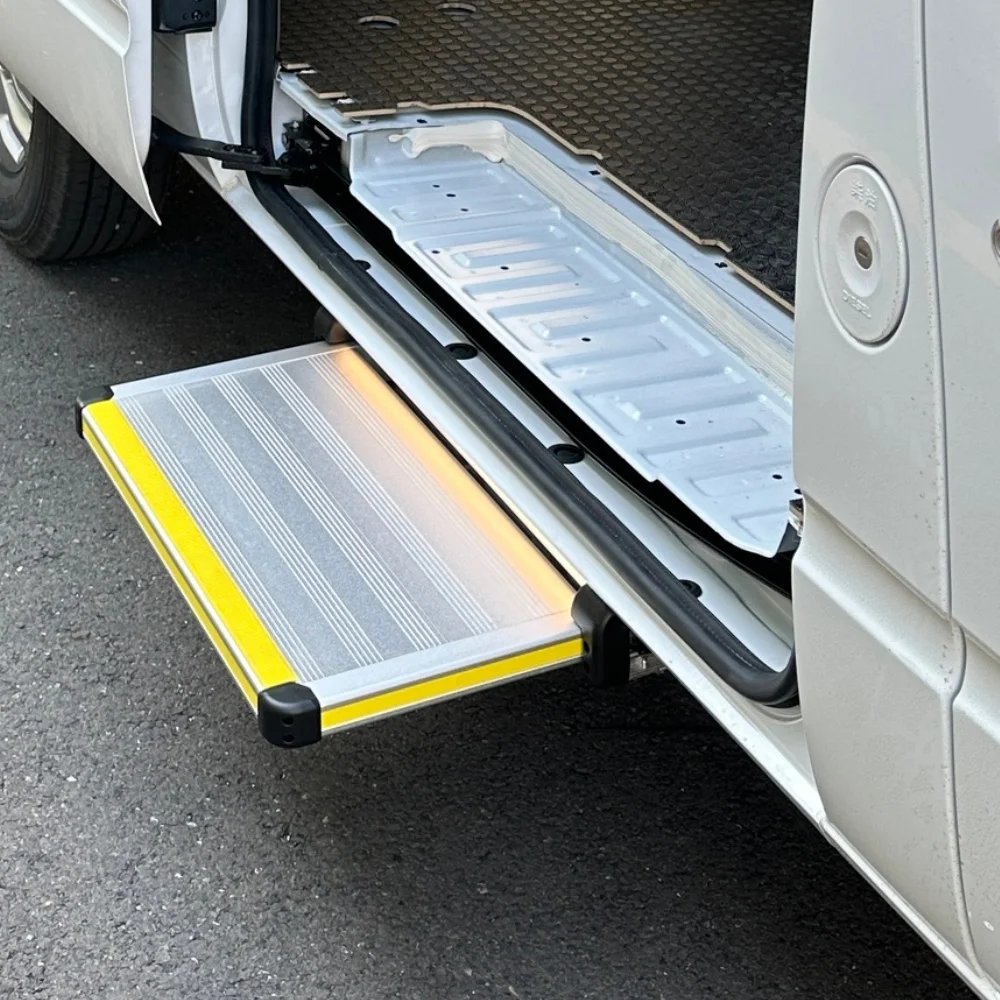 Tengyun Electric Aluminum Sliding Step Entry Door Foot Slide Step Van Caravan Travel Trailer Motorhome Camper RV LED Lighting
Tengyun Electric Aluminum Sliding Step Entry Door Foot Slide Step Van Caravan Travel Trailer Motorhome Camper RV LED Lighting