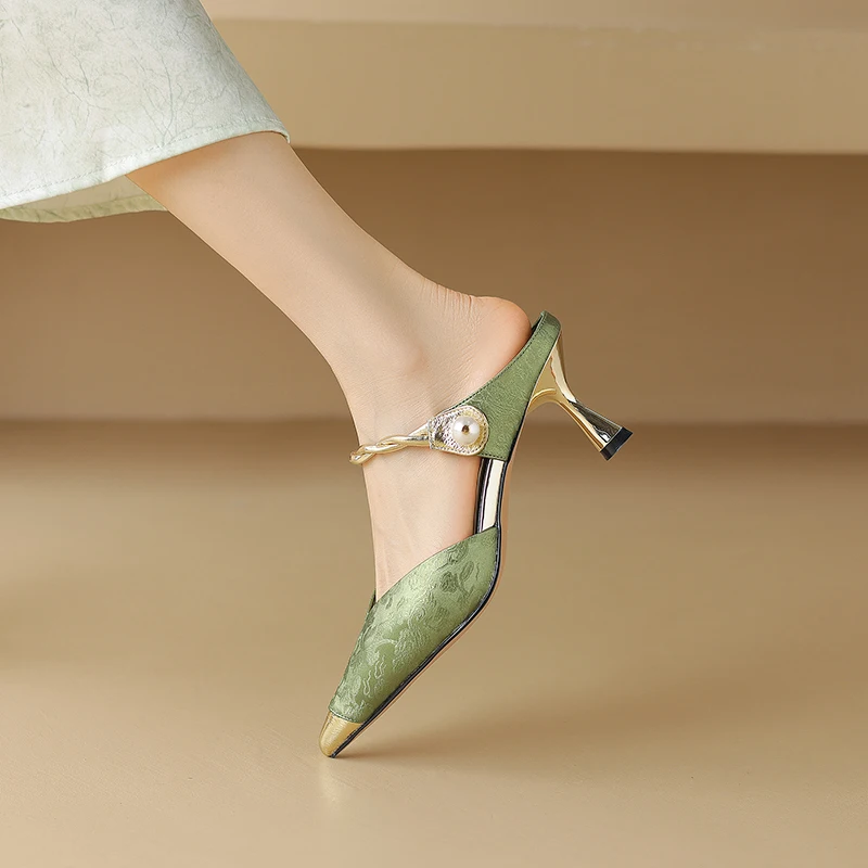 Handmade Genuine Leather Sexy Sandals simple party fairy style retro style women's high heels Chinese style Pumps
Handmade Genuine Leather Sexy Sandals simple party fairy style retro style women's high heels Chinese style Pumps