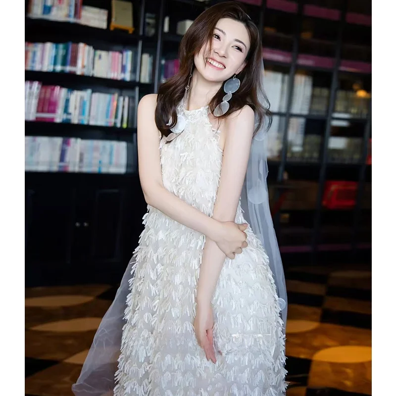 Элегантное длинное вечернее платье для женщин 2026: Новинка, роскошное, с бахромой, для помолвки, свадьбы, утренний халат в корейском стиле, с круглым вырезом...
Элегантное длинное вечернее платье для женщин 2026: Новинка, роскошное, с бахромой, для помолвки, свадьбы, утренний халат в корейском стиле, с круглым вырезом...