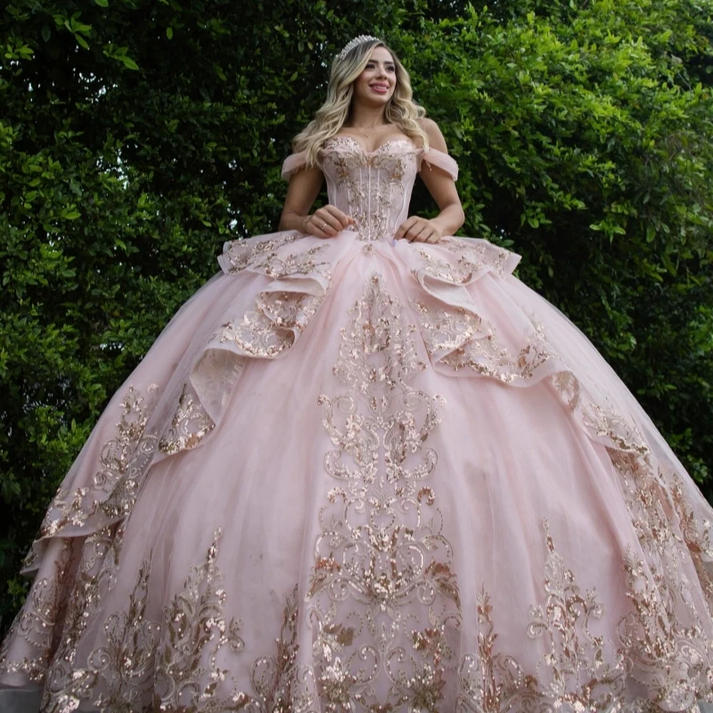 Pink Shiny Quinceanera Dresses Off Shoulder Ball Gown Sweet 16 Dress Gold Applique Lace Beads Tull Birthday Party Vestidos 15
Pink Shiny Quinceanera Dresses Off Shoulder Ball Gown Sweet 16 Dress Gold Applique Lace Beads Tull Birthday Party Vestidos 15
