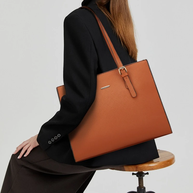 4pcs/Set Women'S Shoulder Bag Set Solid Shoulder Bag Vintage Leather Handbag Large Capacity Purse Crossbody Tote Shopping Tote
4pcs/Set Women'S Shoulder Bag Set Solid Shoulder Bag Vintage Leather Handbag Large Capacity Purse Crossbody Tote Shopping Tote