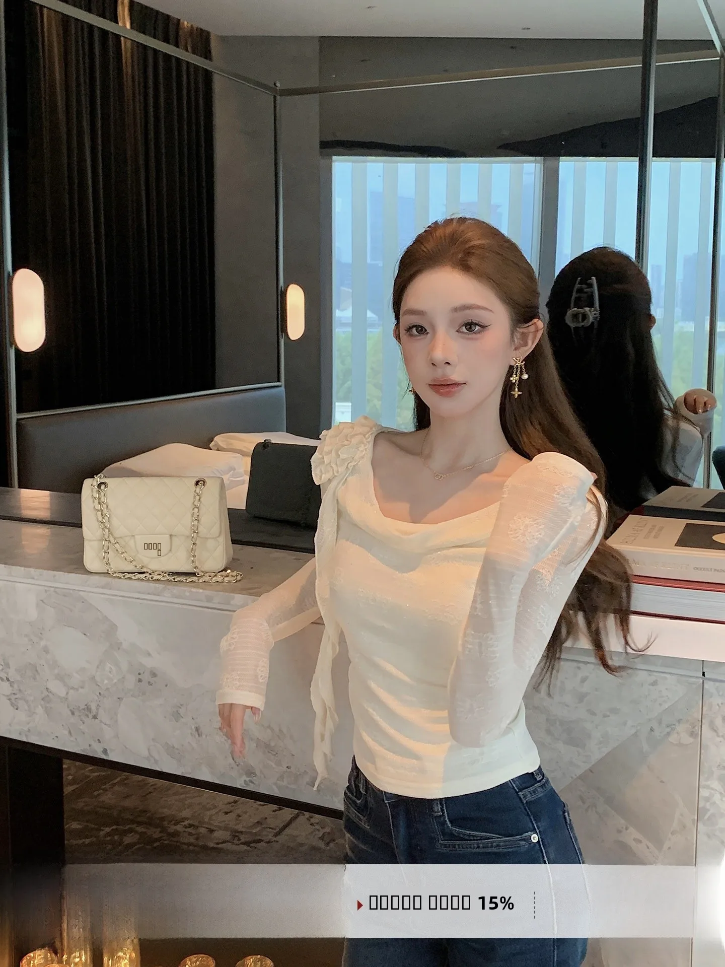 Женская блузка Chu Rou Yao с длинным рукавом, приталенная, из тюля, с плиссировкой, повседневная, из полиэфирного волокна
Женская блузка Chu Rou Yao с длинным рукавом, приталенная, из тюля, с плиссировкой, повседневная, из полиэфирного волокна