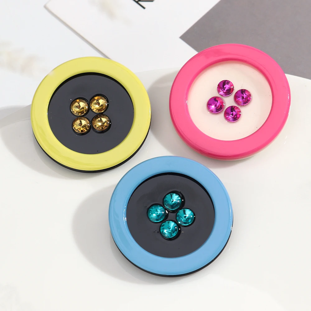 New Colorful Round Button Shape Acrylic Brooches for Women Creative Cartoon Badge Pins Fashion Jewelry Costume Accessories Gift
New Colorful Round Button Shape Acrylic Brooches for Women Creative Cartoon Badge Pins Fashion Jewelry Costume Accessories Gift