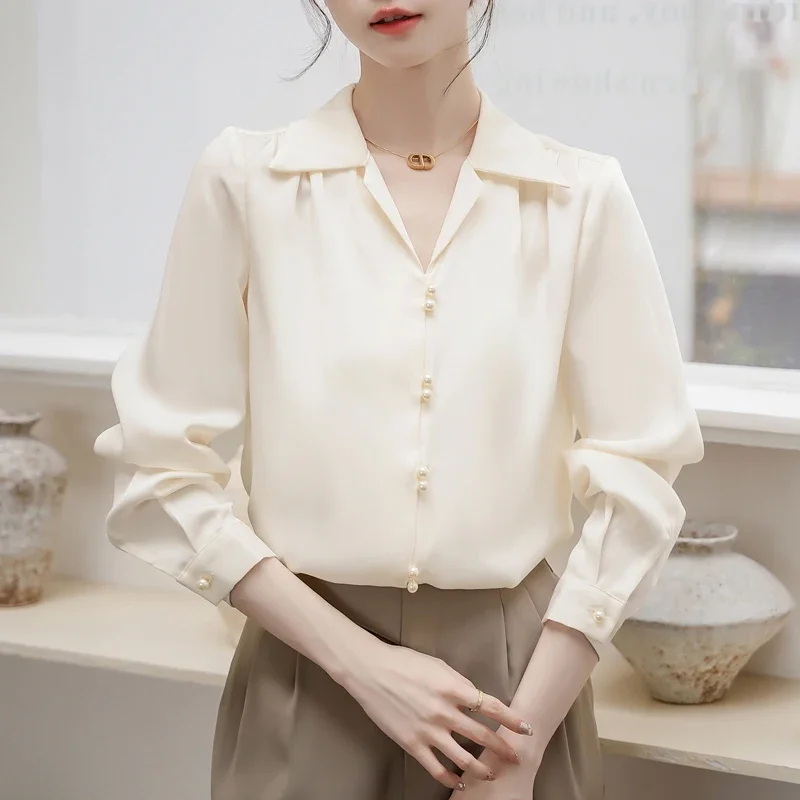 Satin Vintage Women's Shirts Spring/summer New Solid Women Blouses Loose Long Sleeves Fashion Top V-neck Korean Clothing Sales
Satin Vintage Women's Shirts Spring/summer New Solid Women Blouses Loose Long Sleeves Fashion Top V-neck Korean Clothing Sales