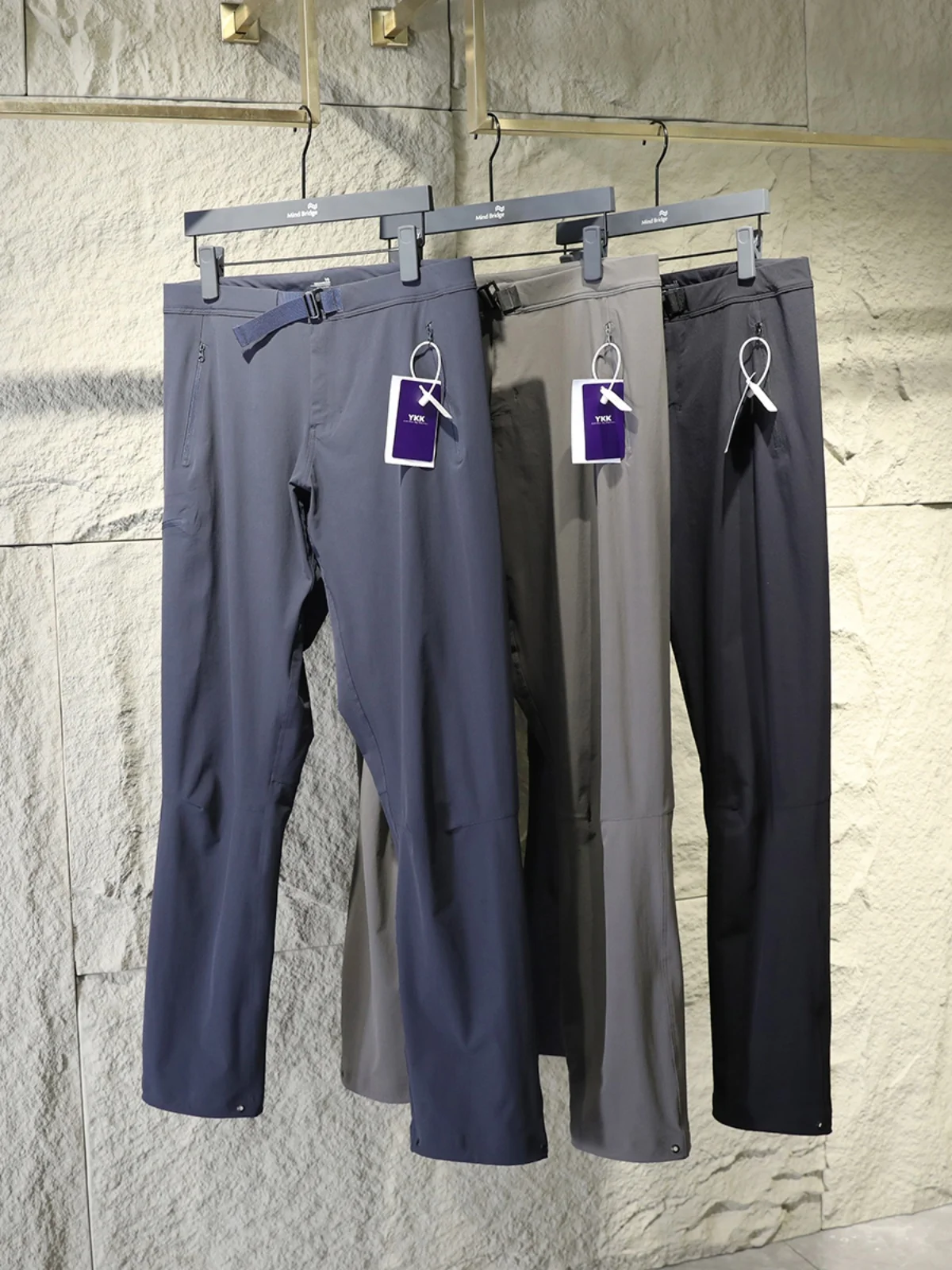 Легкие уличные мужские повседневные брюки Qui Dry 3D Tailoring Flng Birds Series LT Spla Proof Faionable Urban Sle
Легкие уличные мужские повседневные брюки Qui Dry 3D Tailoring Flng Birds Series LT Spla Proof Faionable Urban Sle