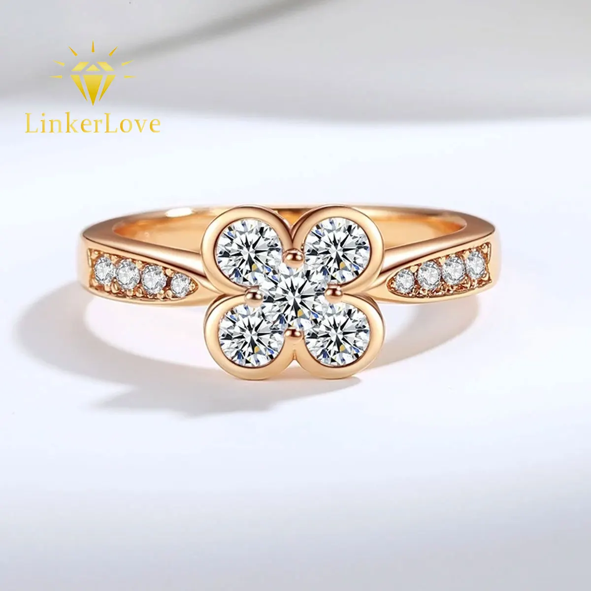LinkerLove Moissanite Four-leaf Clover Ring Diamond Wedding Band S925 Silver Half Eternity Diamond Engagement Rings for Women
LinkerLove Moissanite Four-leaf Clover Ring Diamond Wedding Band S925 Silver Half Eternity Diamond Engagement Rings for Women