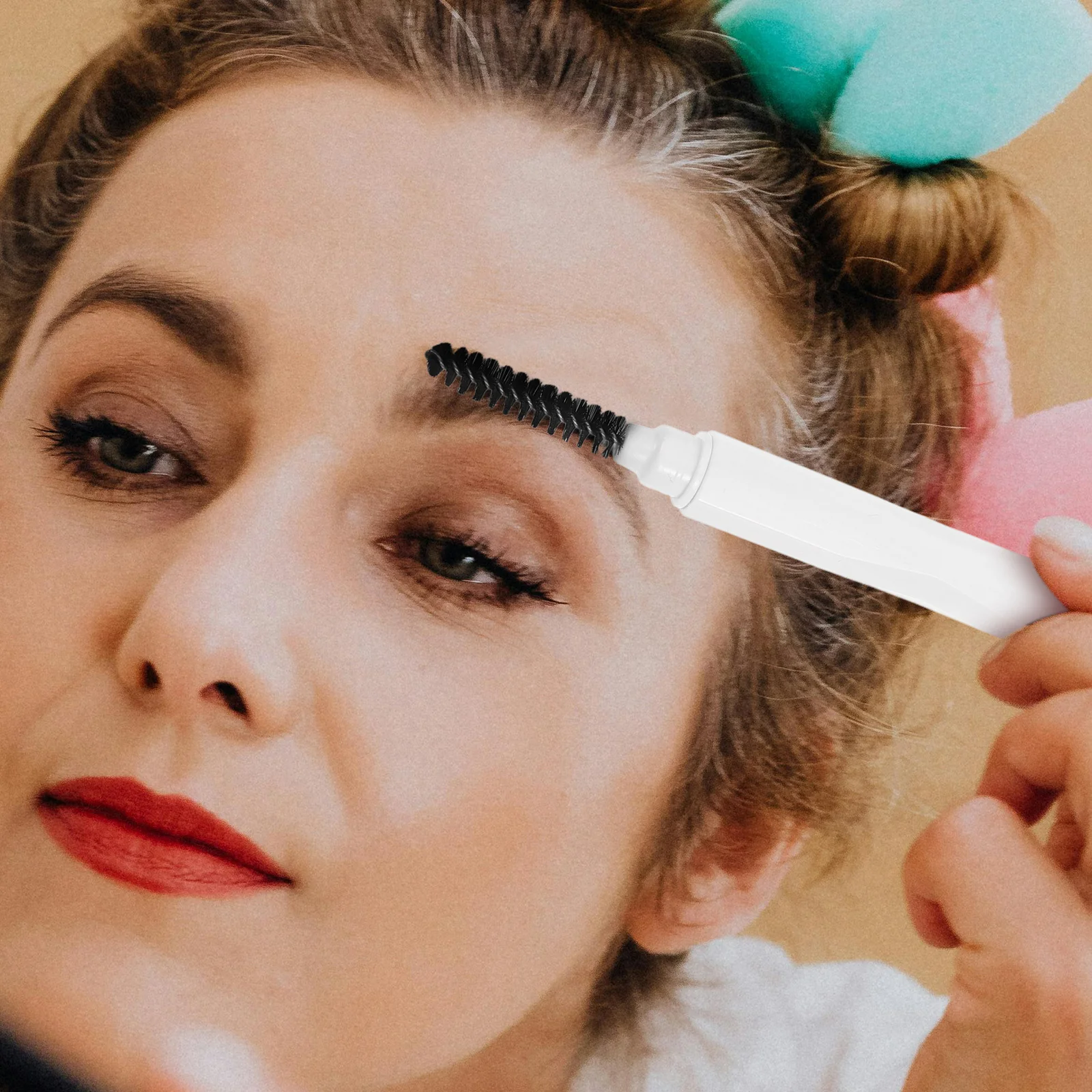 Eyebrow Comb Eyelash Brush DualEnded Makeup Tool Soft Bristles Women White Plastic Compact Spiral Grooming Accessories
Eyebrow Comb Eyelash Brush DualEnded Makeup Tool Soft Bristles Women White Plastic Compact Spiral Grooming Accessories