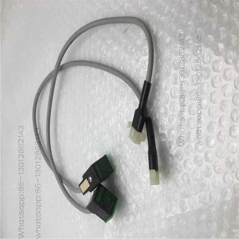 1PCS Solenoid valve plug 3 holes 24VAC/DC4A 7000-11021-2160500 0.5M spot
1PCS Solenoid valve plug 3 holes 24VAC/DC4A 7000-11021-2160500 0.5M spot