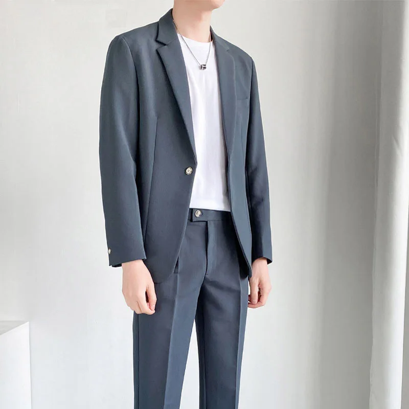 Mens Two Piece Set Summer Short Mini Suit Jacket Casual Loose Fit Korean Style Slim Trousers Lightweight Linen Blend High End
Mens Two Piece Set Summer Short Mini Suit Jacket Casual Loose Fit Korean Style Slim Trousers Lightweight Linen Blend High End