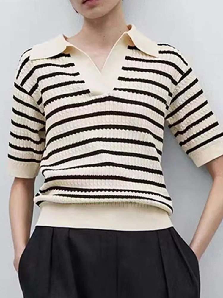 New Summer 2023 Women's Loose Fit ort Sve T-irt V-Ne Slimming Knitted irt Striped Commute Sle Regular Length
New Summer 2023 Women's Loose Fit ort Sve T-irt V-Ne Slimming Knitted irt Striped Commute Sle Regular Length