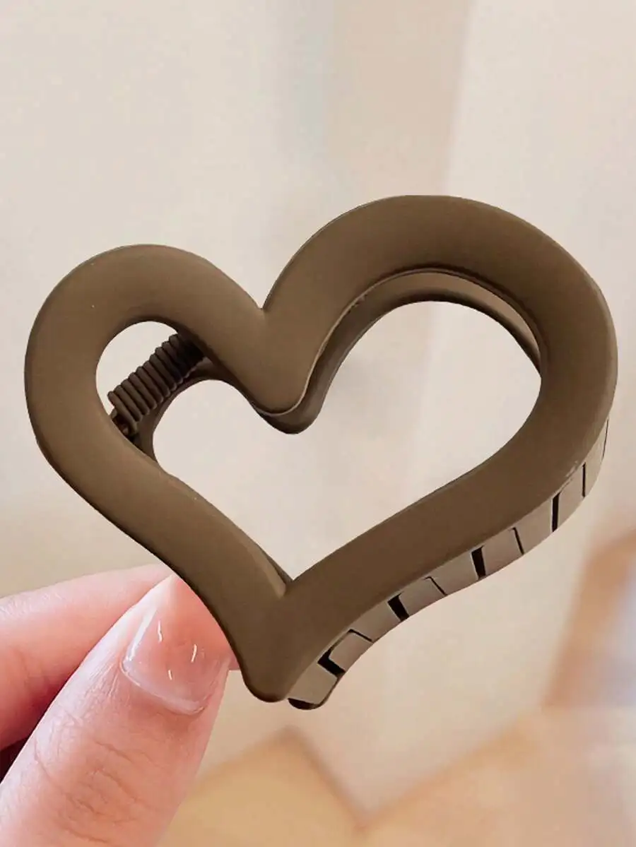 Heart Shaped Plastic Hair Claw Clip For Women Lightweight Solid Color Elegant Daily Casual Party Accessory
Heart Shaped Plastic Hair Claw Clip For Women Lightweight Solid Color Elegant Daily Casual Party Accessory
