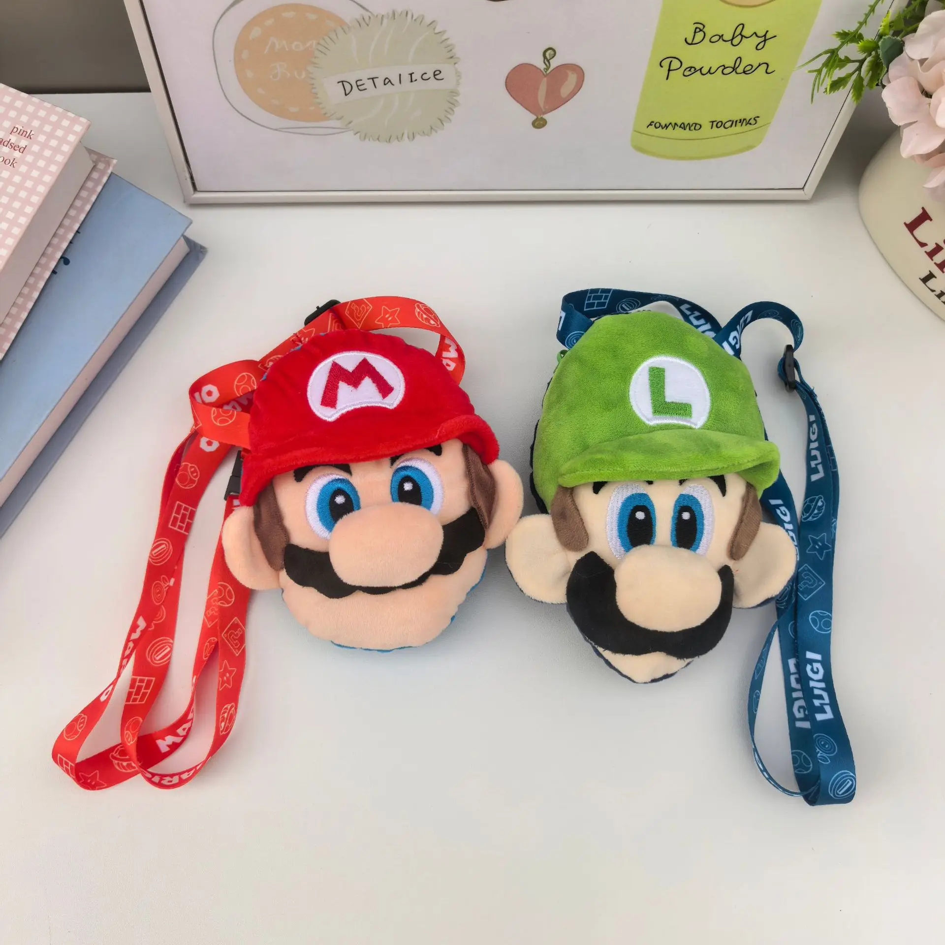 1PCS Mario Headband Super Cartoon Game Hairpin Cute Doll Weird Costume Cosplay Headband
1PCS Mario Headband Super Cartoon Game Hairpin Cute Doll Weird Costume Cosplay Headband