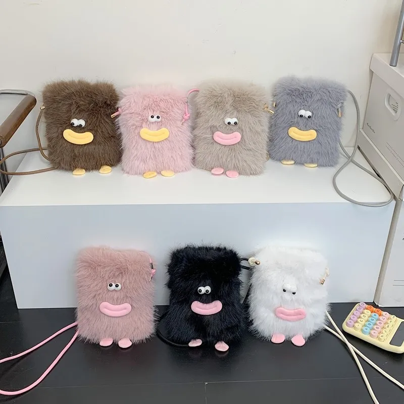 Whimsical Plush Mini Square Bag for Women Adjustable Crossbody Strap Phone Purse with Top Handle Day to Night Playful Bag B2
Whimsical Plush Mini Square Bag for Women Adjustable Crossbody Strap Phone Purse with Top Handle Day to Night Playful Bag B2
