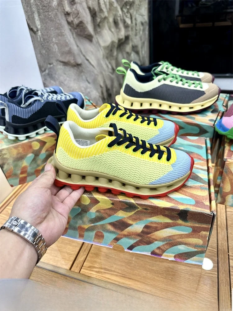 Outdoor Unisex Casual Shoes Comfortable Sporty Couple Sneakers Trendy Low Heel round Toe PU Leather Lightweight
Outdoor Unisex Casual Shoes Comfortable Sporty Couple Sneakers Trendy Low Heel round Toe PU Leather Lightweight