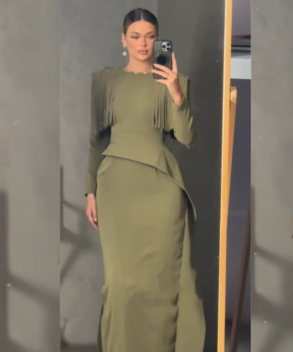 Customized Exquisite Jersey Pleat Tassel Straight Scoop Neck Long Bespoke Occasion Evening Dresses Formal Fashion
Customized Exquisite Jersey Pleat Tassel Straight Scoop Neck Long Bespoke Occasion Evening Dresses Formal Fashion