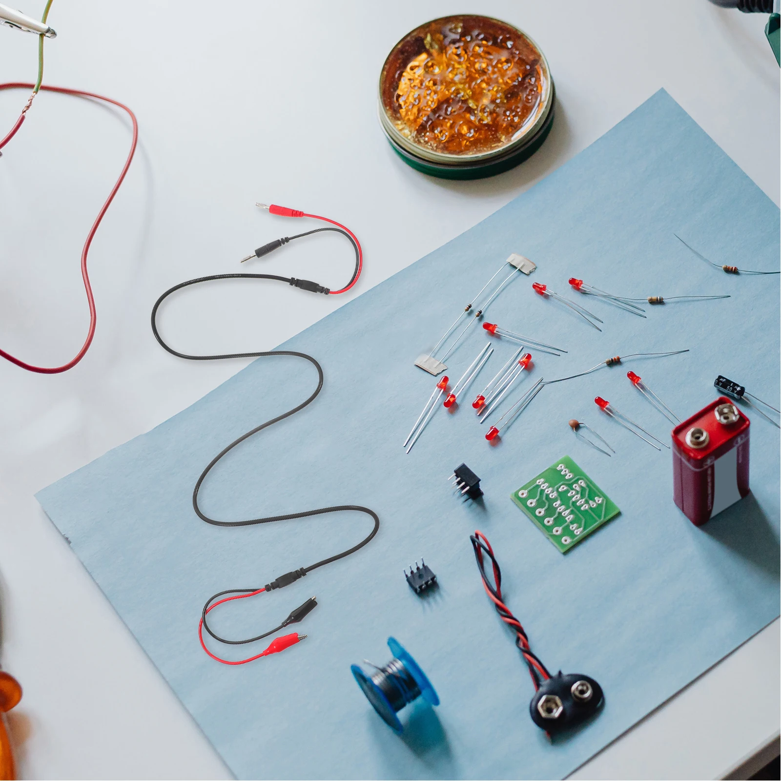 Banana Plug to Alligator Clip Adapter Cable Injection Molded Lantern Connector Shielded Test Leads Electrical Wire Crocodile
Banana Plug to Alligator Clip Adapter Cable Injection Molded Lantern Connector Shielded Test Leads Electrical Wire Crocodile