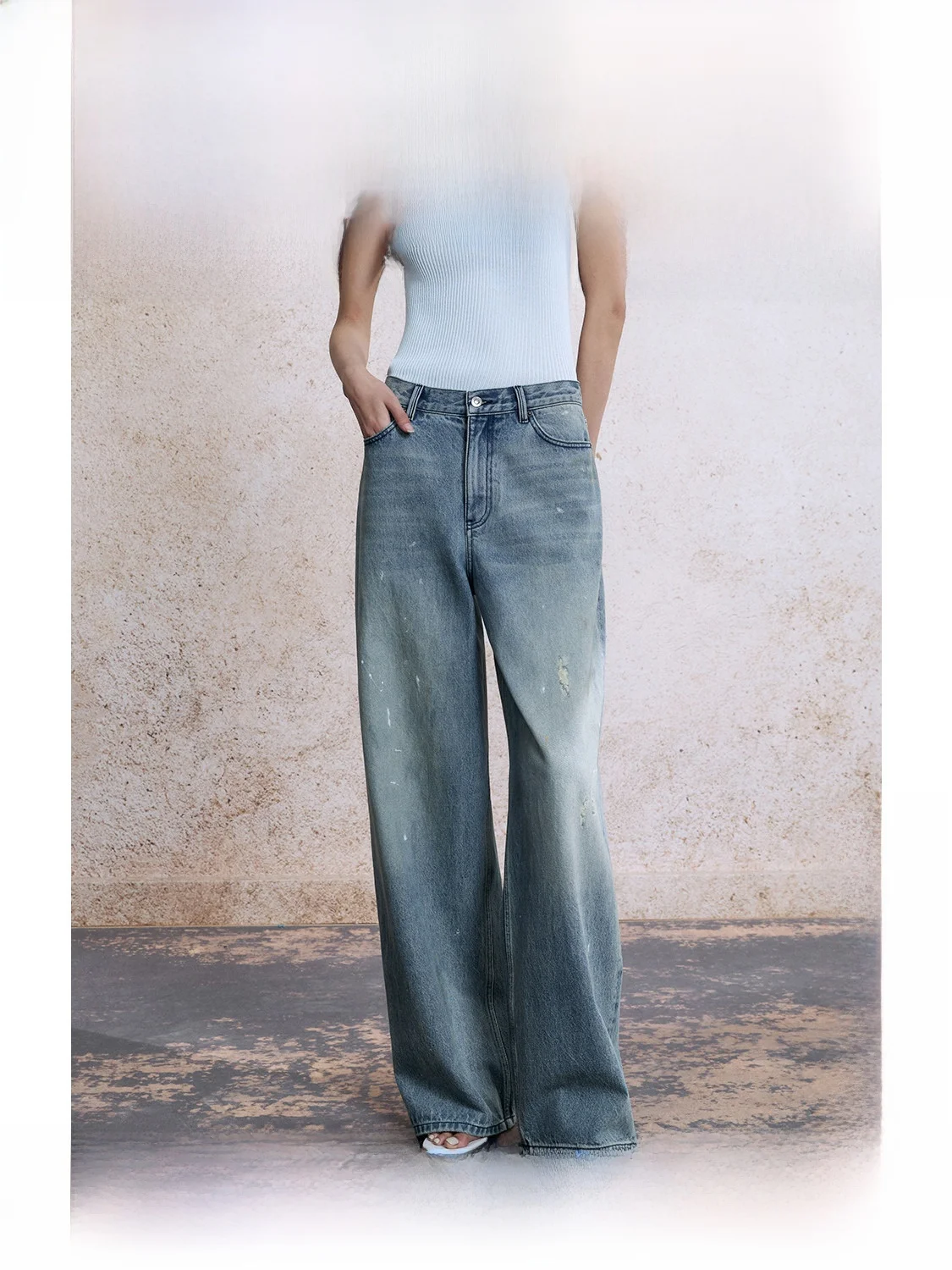 ZhiZhi Bita Spring Casual Washed Denim Jeans Women's Waist Slimming Water Wave Texture High Waist Cotton Summer Loose Fit
ZhiZhi Bita Spring Casual Washed Denim Jeans Women's Waist Slimming Water Wave Texture High Waist Cotton Summer Loose Fit