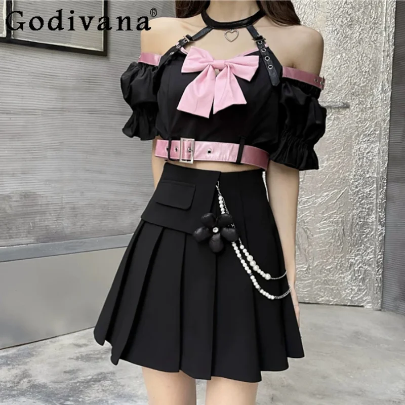 Large Size Japanese A-line High Waist Women Spring Summer New Skirt Cool Sweet Chain Black Versatile College Pleated Skirts
Large Size Japanese A-line High Waist Women Spring Summer New Skirt Cool Sweet Chain Black Versatile College Pleated Skirts