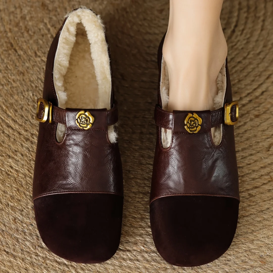 Women's genuine leather patchwork narrow band t-strap round toe wool inside slip-on flats loafers high quality soft winter shoes
Women's genuine leather patchwork narrow band t-strap round toe wool inside slip-on flats loafers high quality soft winter shoes