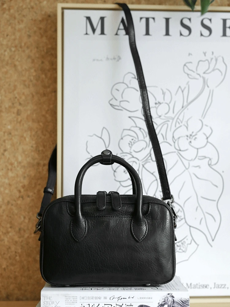 weekend shopping luxury genuine leather women's handbag casual designer handmade real cow leather ladies shoulder crossbody bag
weekend shopping luxury genuine leather women's handbag casual designer handmade real cow leather ladies shoulder crossbody bag
