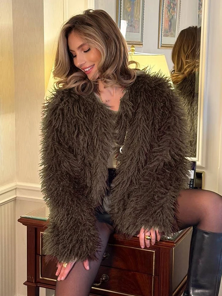 Weird Puss Hipster Furry Jacket Women Autumn Trend Open Stitch Full Sleeve Solid Simple Classic Wild Sexy Hottie Street Clubwear
Weird Puss Hipster Furry Jacket Women Autumn Trend Open Stitch Full Sleeve Solid Simple Classic Wild Sexy Hottie Street Clubwear