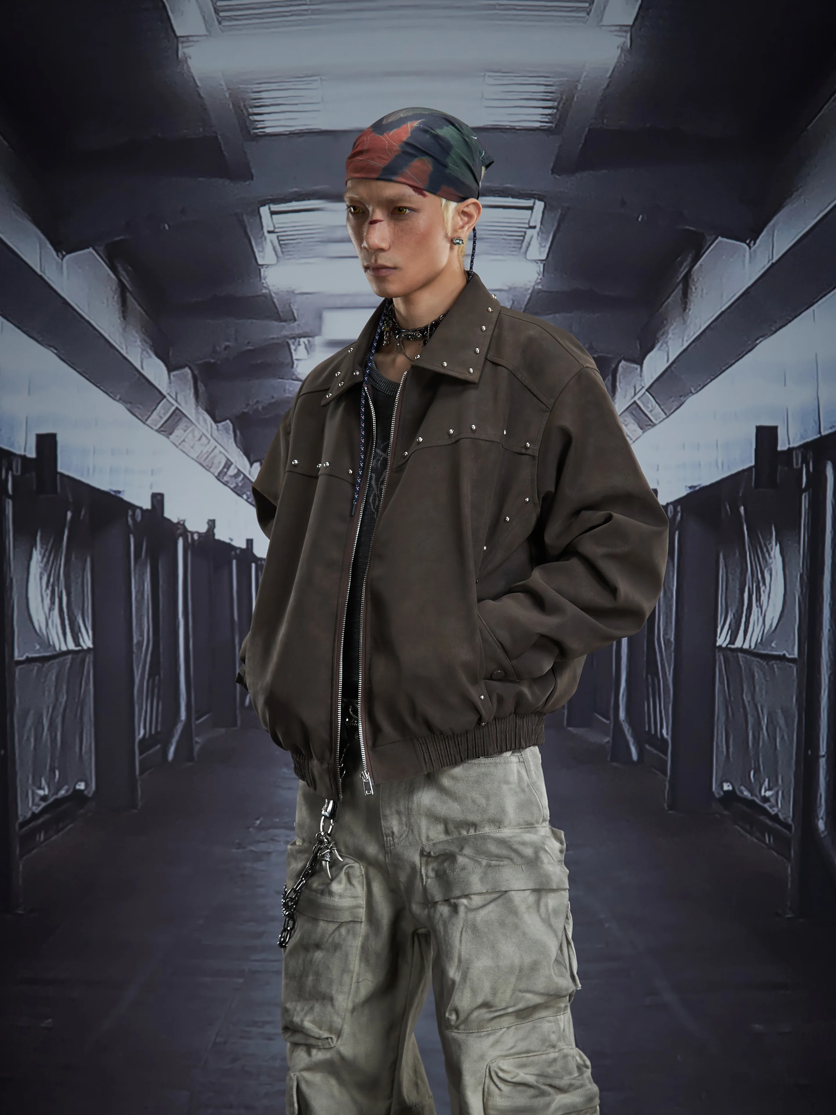 Loose Short Rivet Washed and Worn Furry Inner Zipper Jacket
Loose Short Rivet Washed and Worn Furry Inner Zipper Jacket