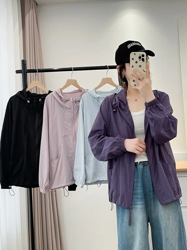 Lightweight Casual Hooded Zipper Sleeveless Women's Outerwear Large Size Summer New Style Comfortable Loose UV Protection Clo...
Lightweight Casual Hooded Zipper Sleeveless Women's Outerwear Large Size Summer New Style Comfortable Loose UV Protection Clo...