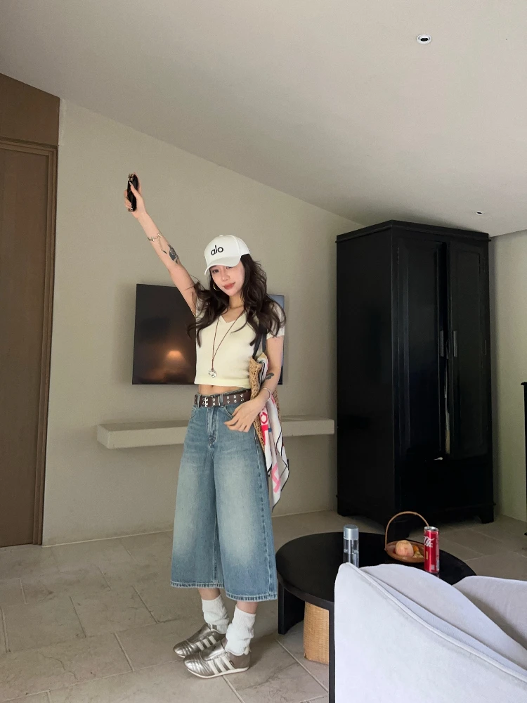 Винтажные джинсы Chier с высокой талией и широкими штанинами, прямого кроя, весна-лето, женские, модные, из хлопка, свободного кроя, универсальные, семь вариантов длины
Винтажные джинсы Chier с высокой талией и широкими штанинами, прямого кроя, весна-лето, женские, модные, из хлопка, свободного кроя, универсальные, семь вариантов длины