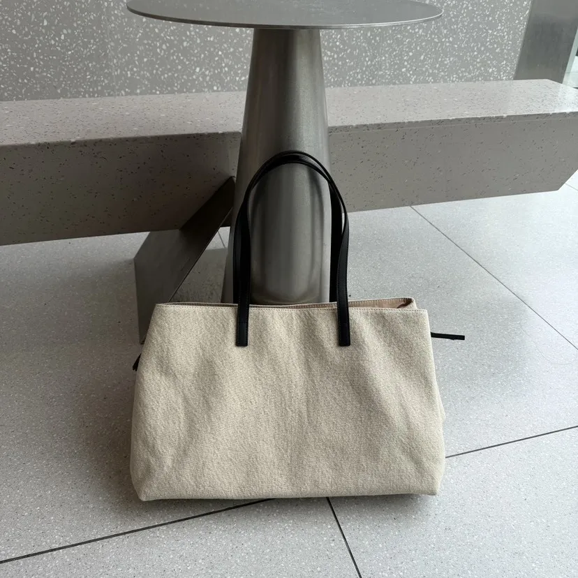 Casual Tote Bags For Women Luxury Designer Handbags Purses 2026 New In Linen With Genuine Leather Straps Underarm Cloth Shoulder
Casual Tote Bags For Women Luxury Designer Handbags Purses 2026 New In Linen With Genuine Leather Straps Underarm Cloth Shoulder